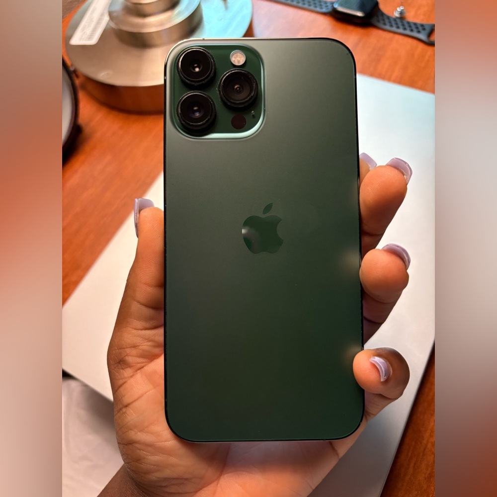Unlocked IPhone 13 Pro Max